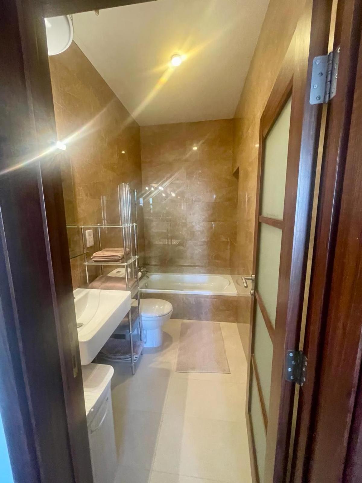 Aron Seaviews Apartment سليمة المظهر الخارجي الصورة
